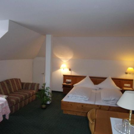 Zachenberg Hotel Landgasthof Hacker מראה חיצוני תמונה